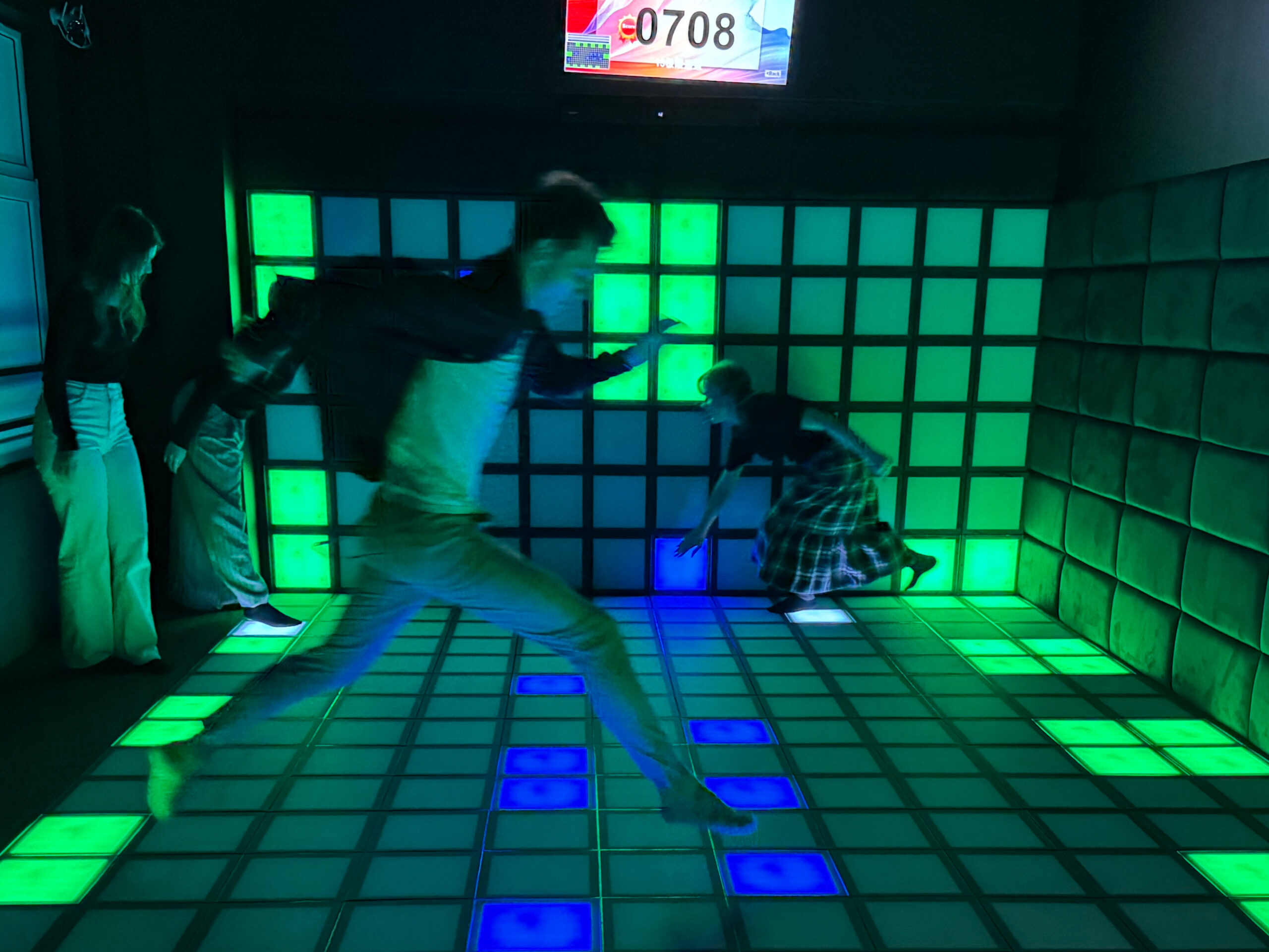 qroom